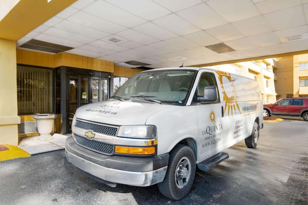 La Quinta By Wyndham Airport Nashville