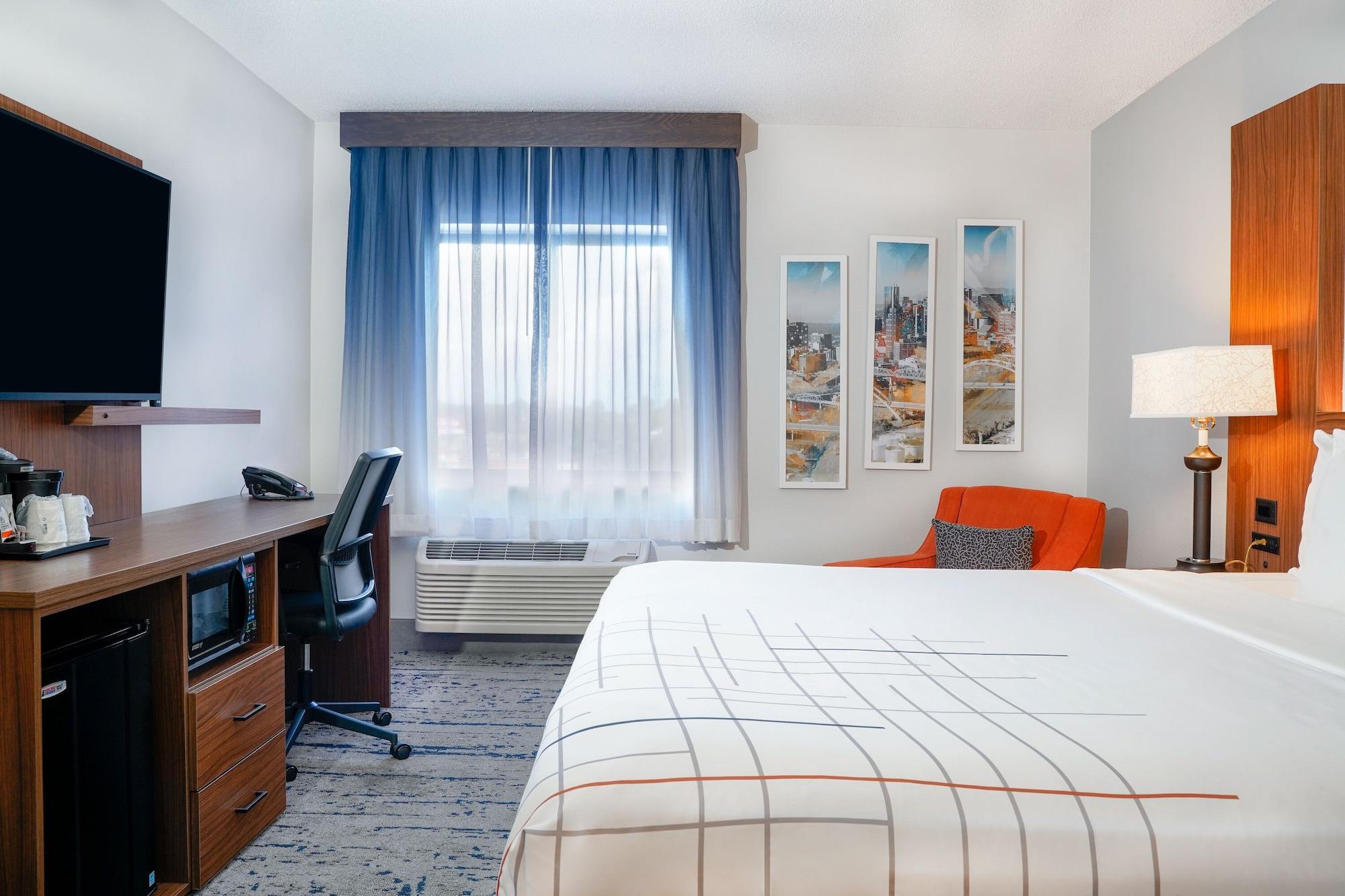 La Quinta By Wyndham Airport Nashville